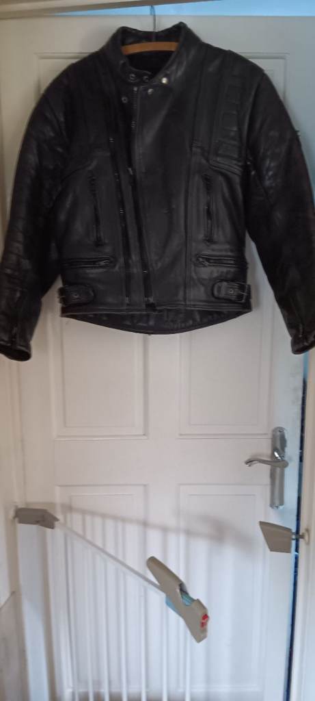 Motorcycle jacket 