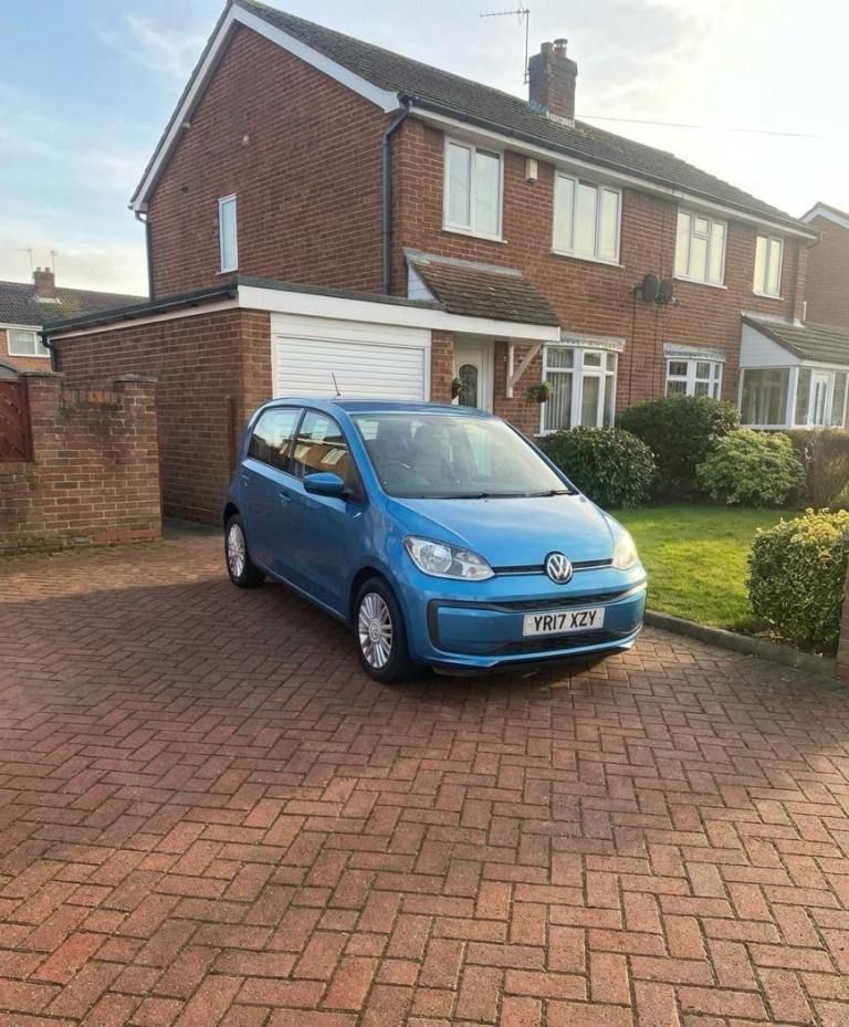 Volkswagen, UP, Hatchback, 2017, Manual, 999 (cc), 3 doors