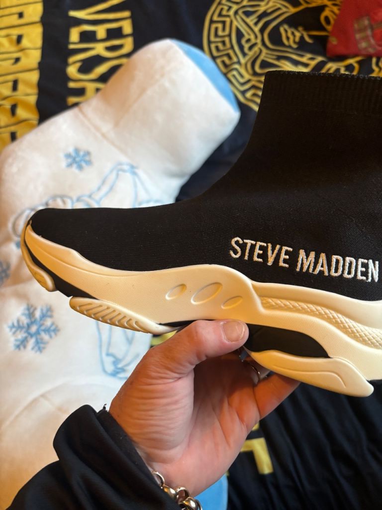 Steve Madden Mastery Trainers – Black, As Good As New