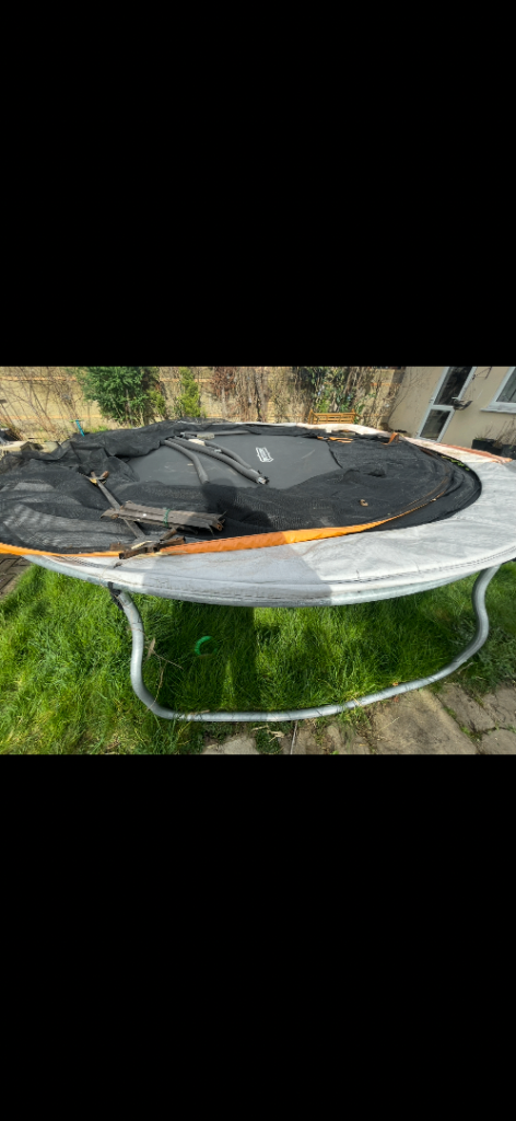 Sportspower Sport-Pro 12ft Trampoline with Folding Enclosure – Good Condition