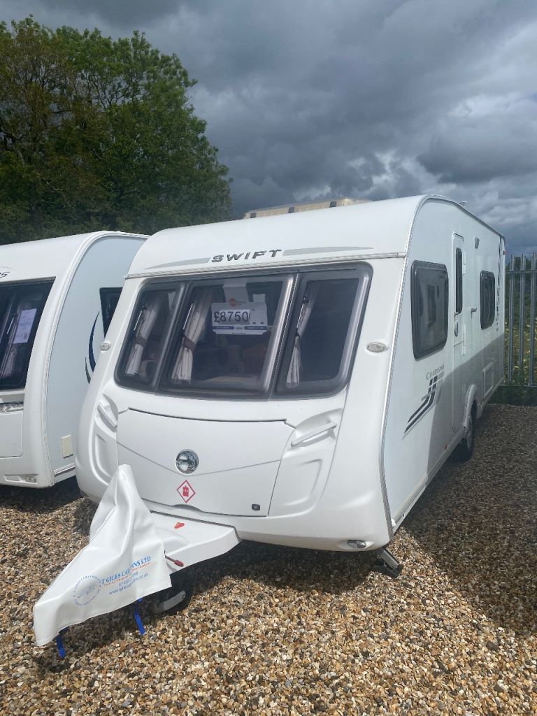 Swift  4 berth fixed bed end bathroom 