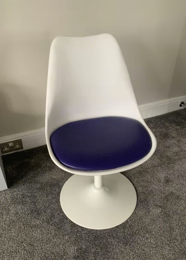 White Tulip Swivel Chair Perfect condition