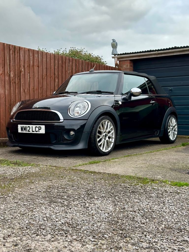 Mini, CONVERTIBLE, Convertible, 2012, Manual, 1598 (cc), 2 doors