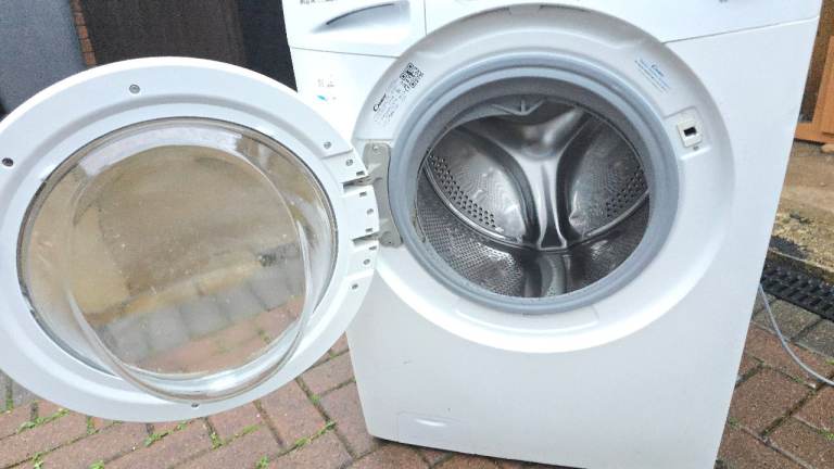 Candy 8KG Washing machine  - Good condition & Fully working - Can deliver locally from £7