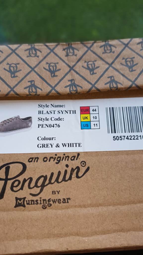 Mens casual penguin shoes size 10