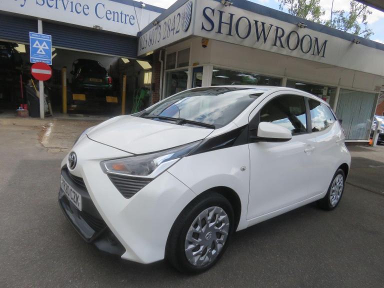 2020 Toyota AYGO 1.0 VVT-i X-Play 5dr x-shift HATCHBACK PETROL Automatic