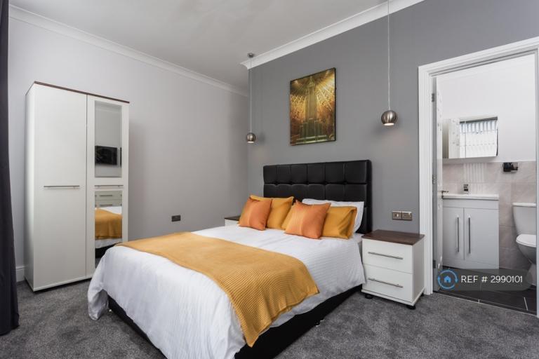 1 bedroom in Mortimer Road, South Shields, NE33 (#2990101)