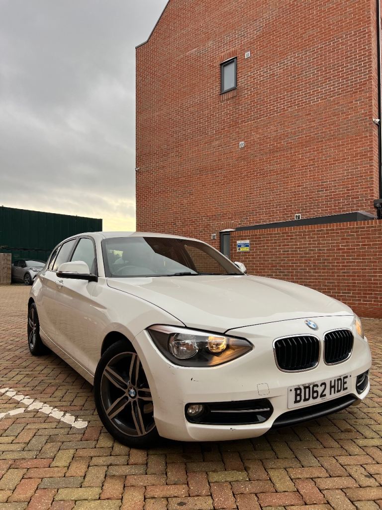BMW, 1 SERIES, Hatchback, 2012, Semi-Auto, 1995 (cc), 5 doors