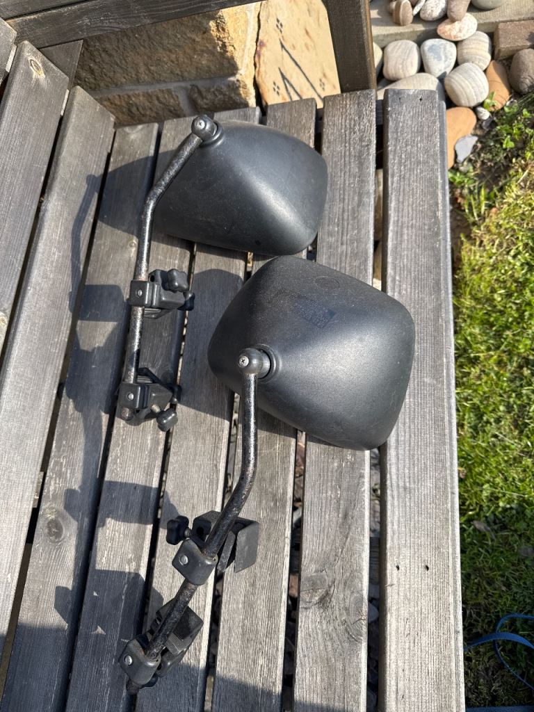 Milenco extended mirrors