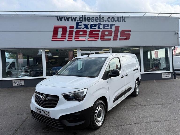 2022 Vauxhall Combo Turbo D 2300 Dynamic Panel Van Diesel Manual