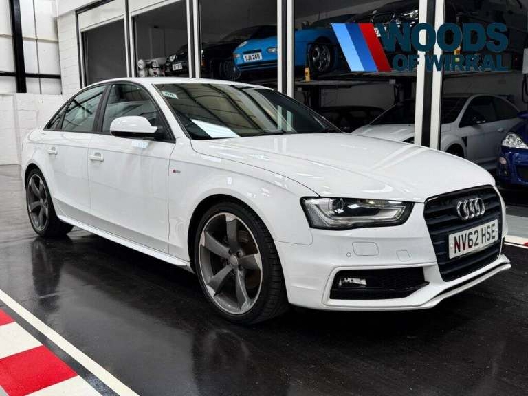 2012 Audi A4 2.0 TDI Black Edition Saloon 4dr Diesel Manual Euro 5 (s/s) (143 ps) Saloon Diesel M...