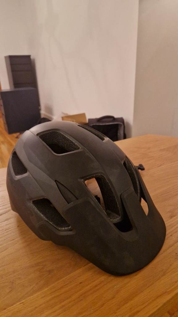 LAZER Chiru MTB Bike Helmet – Size M (55–59cm) – Great Condition