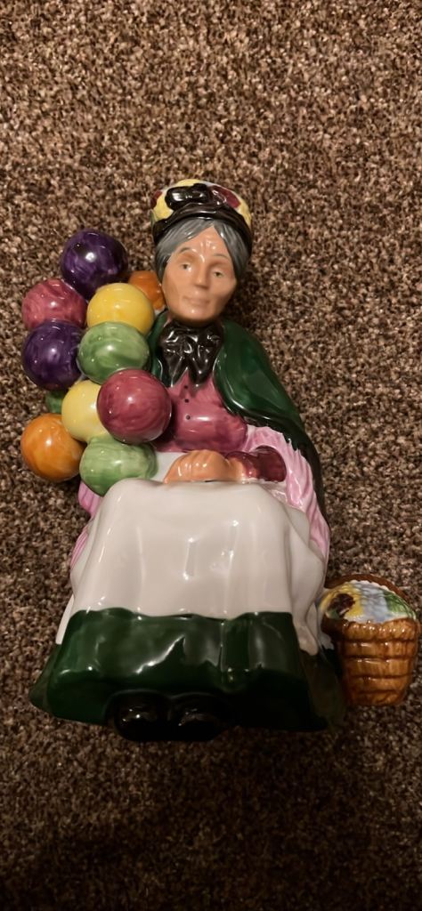 Lady Balloon Seller Figurine