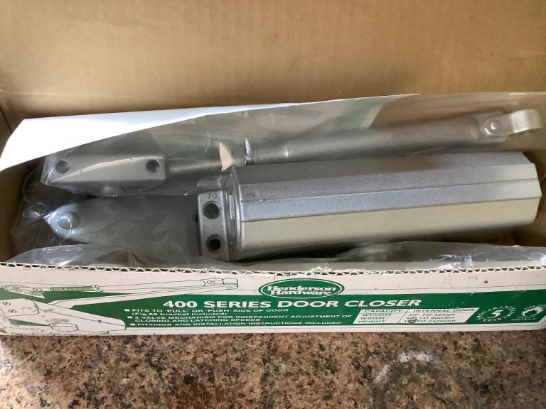 Door closer 