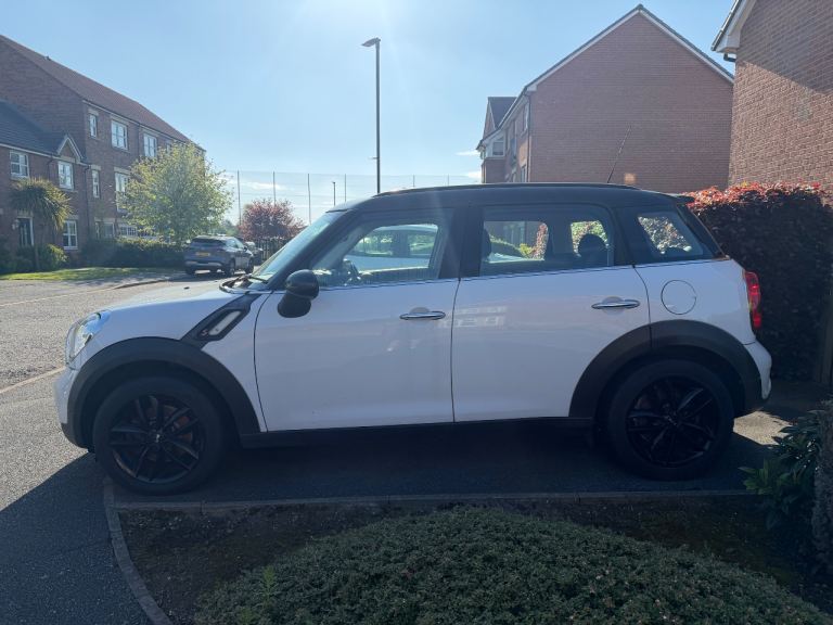 Mini, COUNTRYMAN, Hatchback, 2013, Manual, 1995 (cc), 5 doors