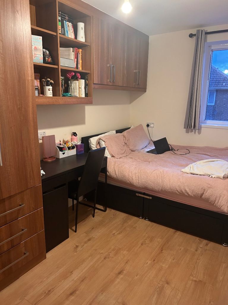 Urgently looking for someone to take my room in Bermondsey