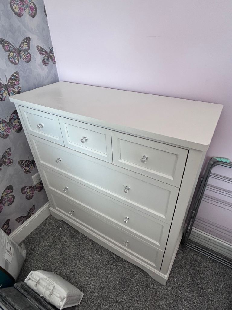 NEXT Chest of Drawers (White)