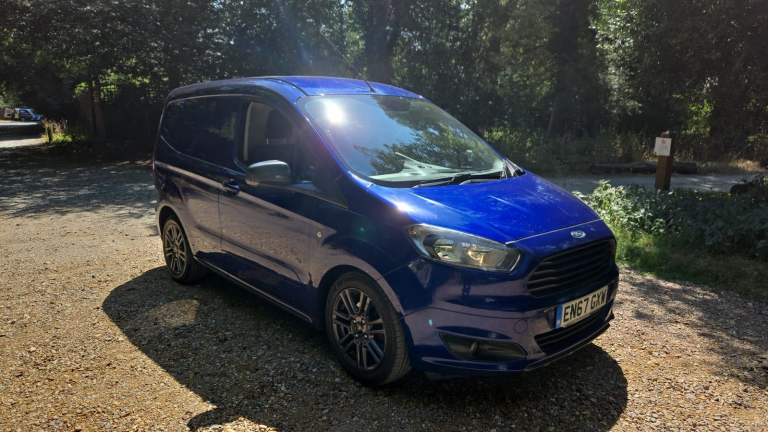 FREE ULEZ FORD TRANSIT COURIER SPORT 2018 PETROL 1 OWNER WITH FULL SERVICE HISTORY 24 MONTH WARRANTY