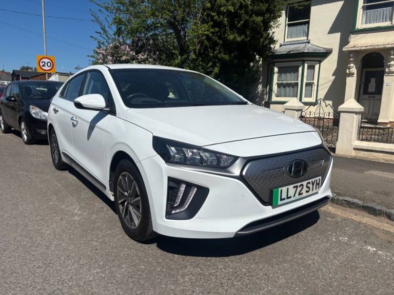 2023 Hyundai IONIQ 38.3kWh Premium Hatchback 5dr Electric Auto (136 ps) Hatchback ELECTRIC Automatic