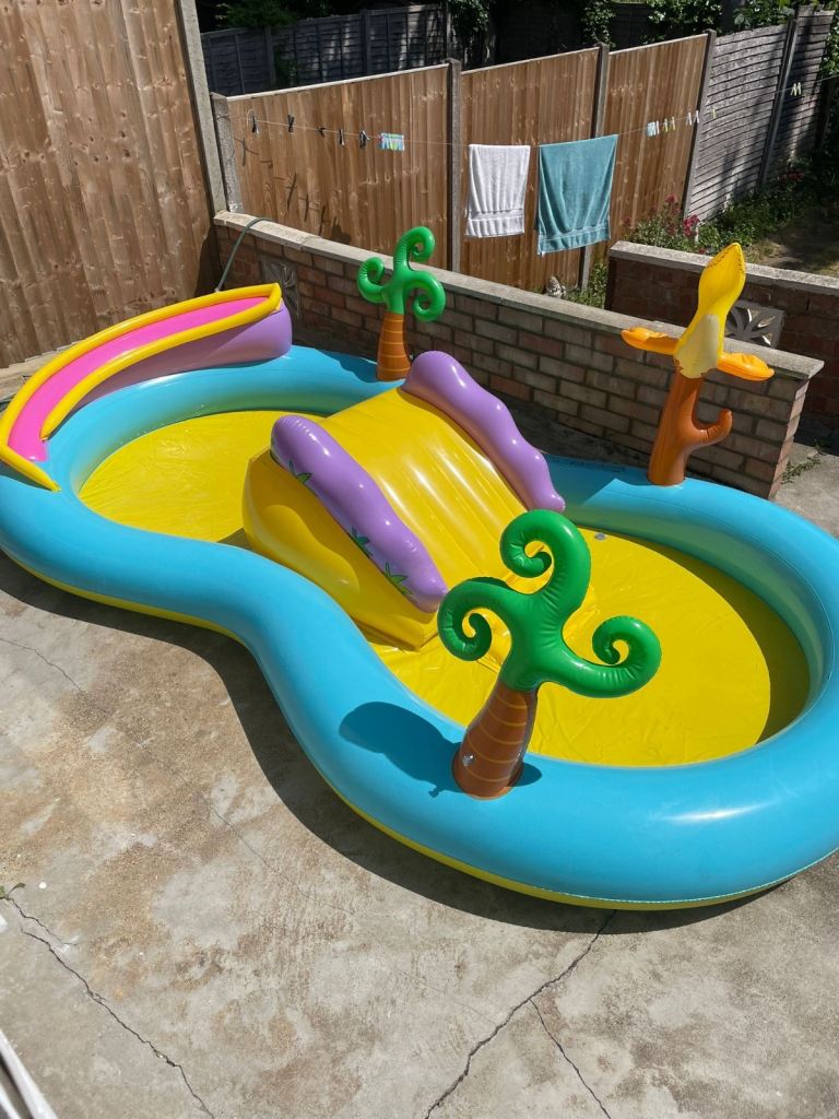Kids swimming pool 