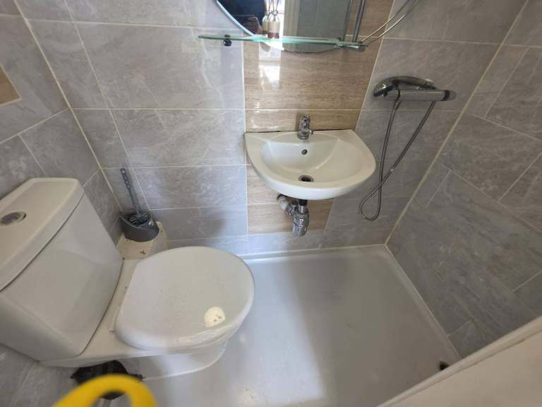 Budget-Friendly En-Suite Double Room.