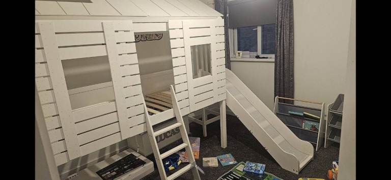 Christopher Treehouse Midsleeper Bed with Slide