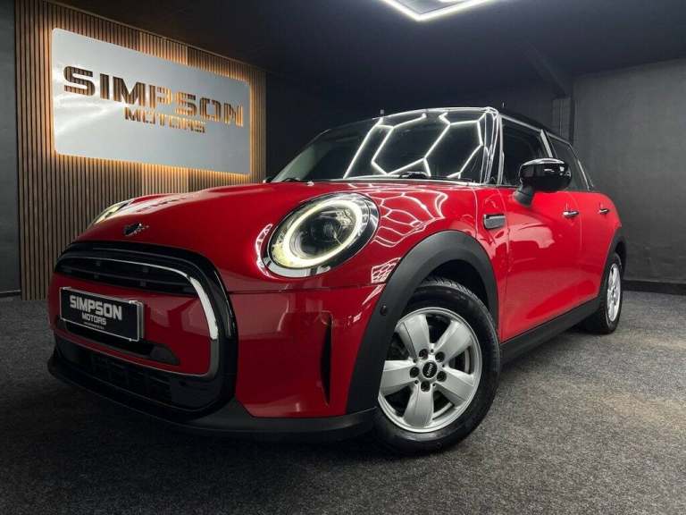 2021 MINI Hatch 1.5 Cooper Classic Hatchback 5dr Petrol Manual Euro 6 (s/s) (136 ps) Hatchback Pe...