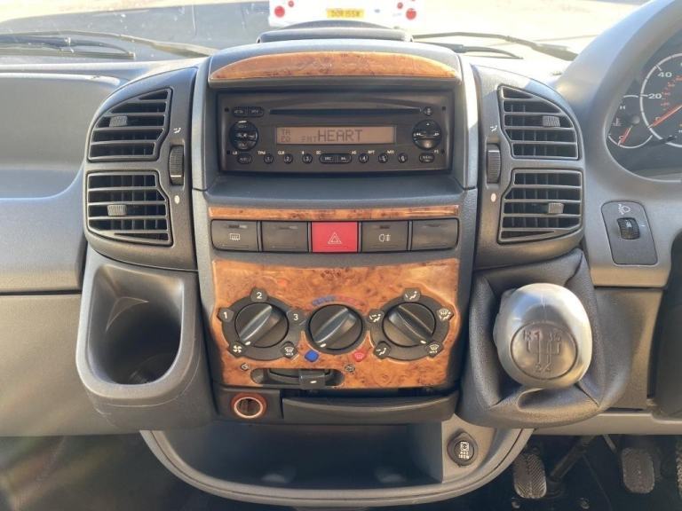 2006 (06) BESSACARR E720 2 BERTH MOTORHOME