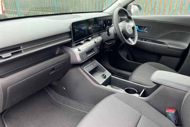 2024 Hyundai KONA 48.4kWh Advance SUV 5dr Electric Auto (156 ps) SUV Electric Automatic