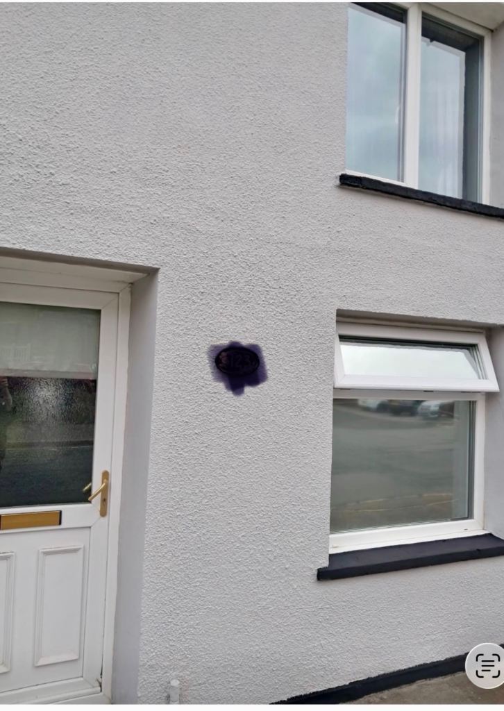 Property to rent high street Blaina 
