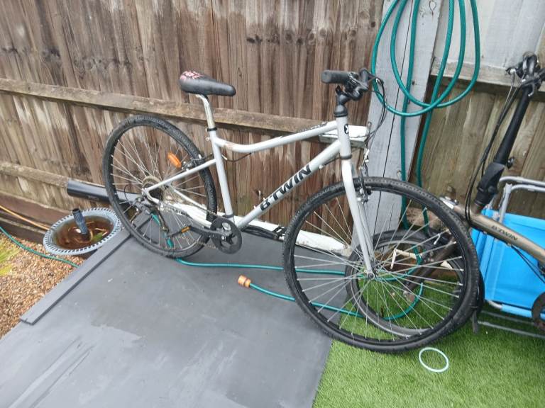 Beautifull b twin mountin bike 