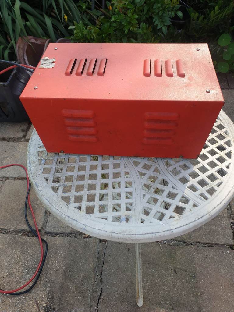 Inverter 12v 240v