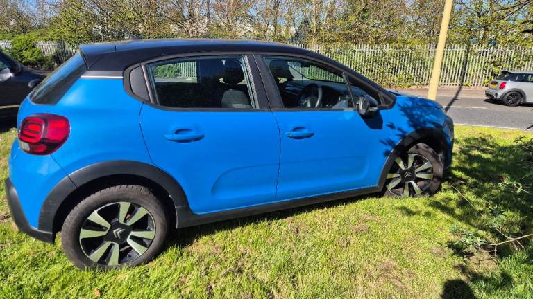 Citroen, C3, Hatchback, 2017, Manual, 1199 (cc), 5 doors