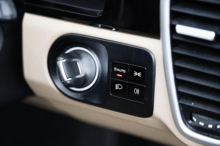 2019 Porsche Cayenne 3.0T V6 TiptronicS 4WD Euro 6 (s/s) 5dr ESTATE Petrol Automatic