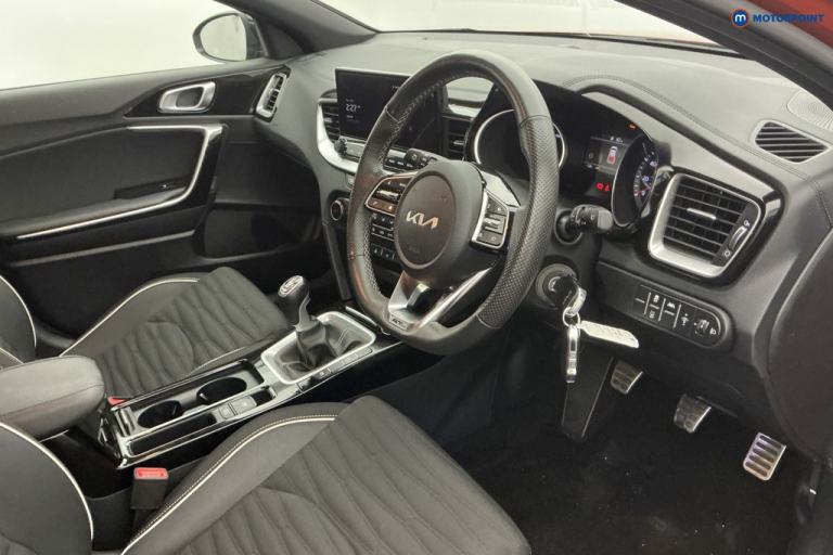 2024 Kia Pro Ceed 1.5T GDi ISG 138 GT-Line 5dr ESTATE PETROL Manual