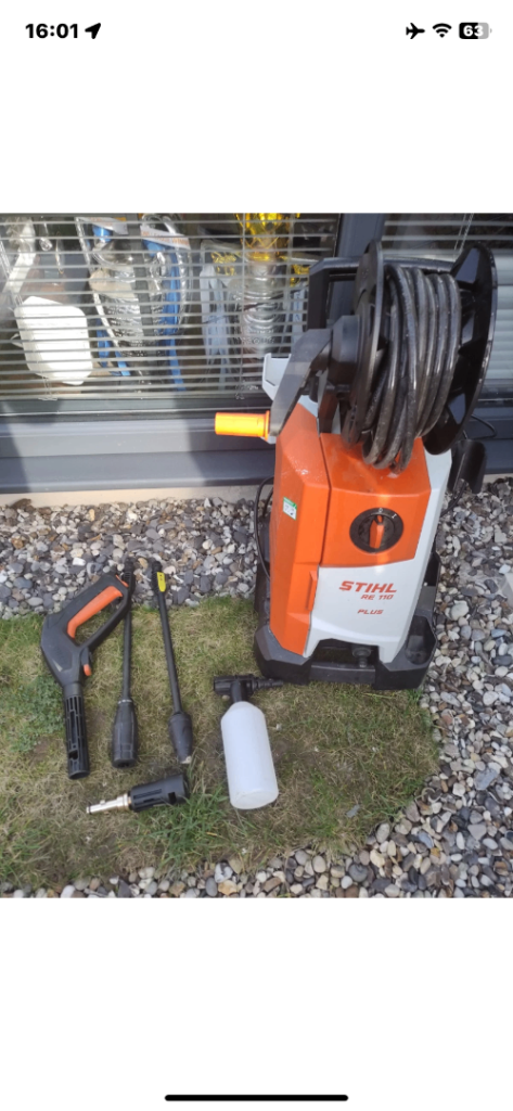 Stilh RE110 PLUS LIKE NEW CONDITION USED ONCE
