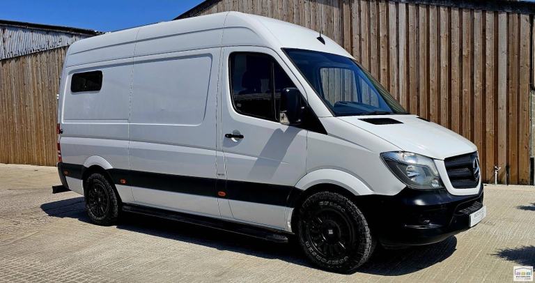 Mercedes Sprinter camper conversion 2016 126k 2 berth 3 belts end lounge 5.99m
