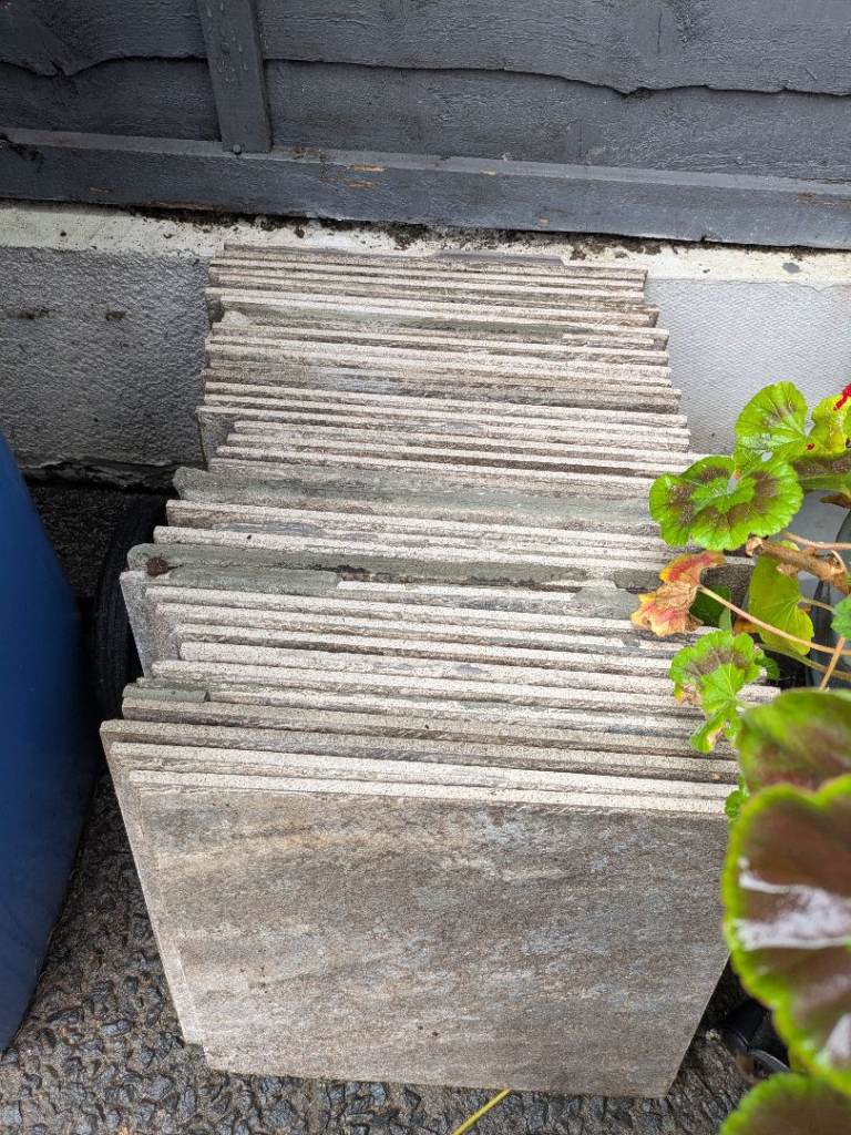 Free floor tiles 