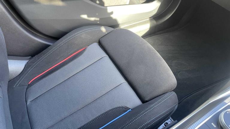 2025 BMW 3 Series 330e 22.3 kWh M Sport 4dr Step Auto Saloon Plug-In Hy Automatic