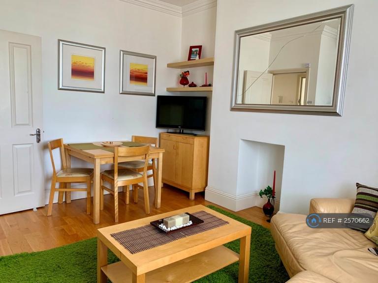 2 bedroom flat in Belsize Road, Swiss Cottage, NW6 (2 bed) (#2570662)