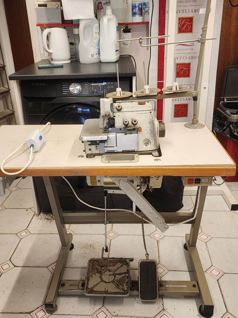 Overlocking Machine