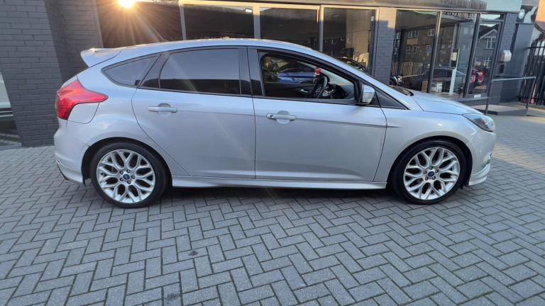 2013 Ford Focus 1.6 TDCi 115 Zetec S 5dr HATCHBACK DIESEL Manual