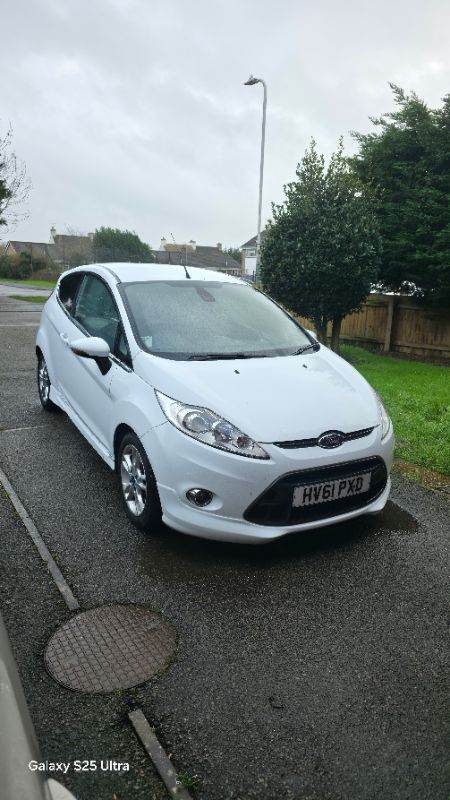 Ford, FIESTA, Hatchback, 2011, Manual, 1399 (cc), 3 doors