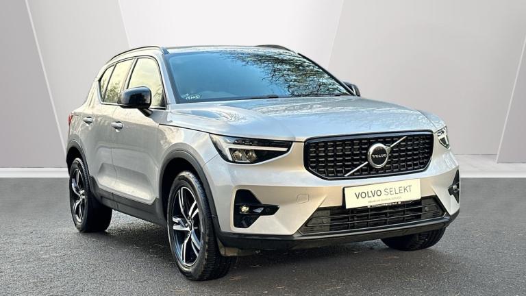 2022 Volvo XC40 2.0 B3 MHEV Plus SUV 5dr Petrol Hybrid DCT Auto Euro 6 (s/s) (163 ps) ESTATE Petr...