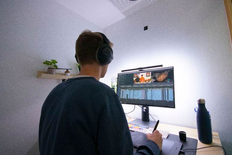 Office | Creative Space | Beauty Room | Workspace | Commercial Unit in Hackney Central E8