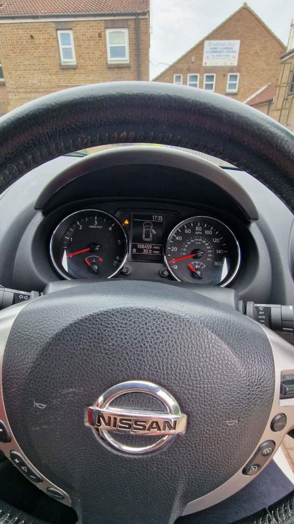 Nissan, QASHQAI, Hatchback, 2011, Manual, 1461 (cc), 5 doors