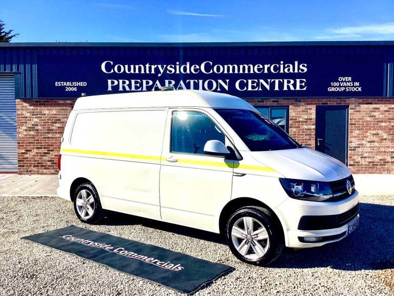 2019 Volkswagen Transporter 2.0TDI 150BHP HIGHLINE 4MOTION RARE 4X4 / HIGH ROOF / ONE OWNER  PANE...