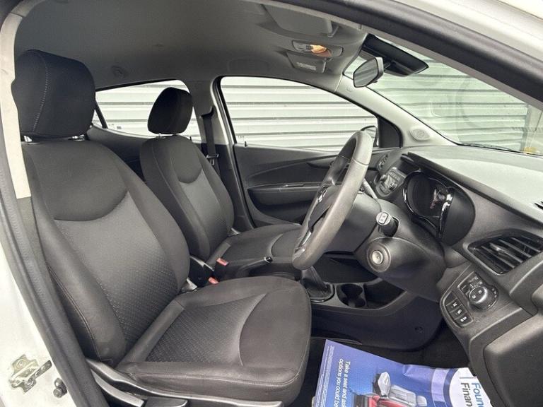 2016 Vauxhall Viva 1.0 SE 5dr [A/C] HATCHBACK PETROL Manual