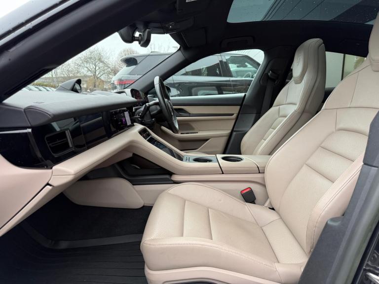 2022 Porsche Taycan Performance Plus 93.4kWh 4S Saloon 4dr Electric Auto 4WD (11kW Charger) (57 S...