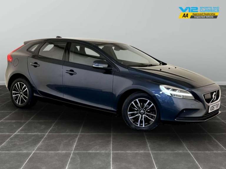 2017 Volvo V40 D2 [120] Momentum 5dr HATCHBACK DIESEL Manual